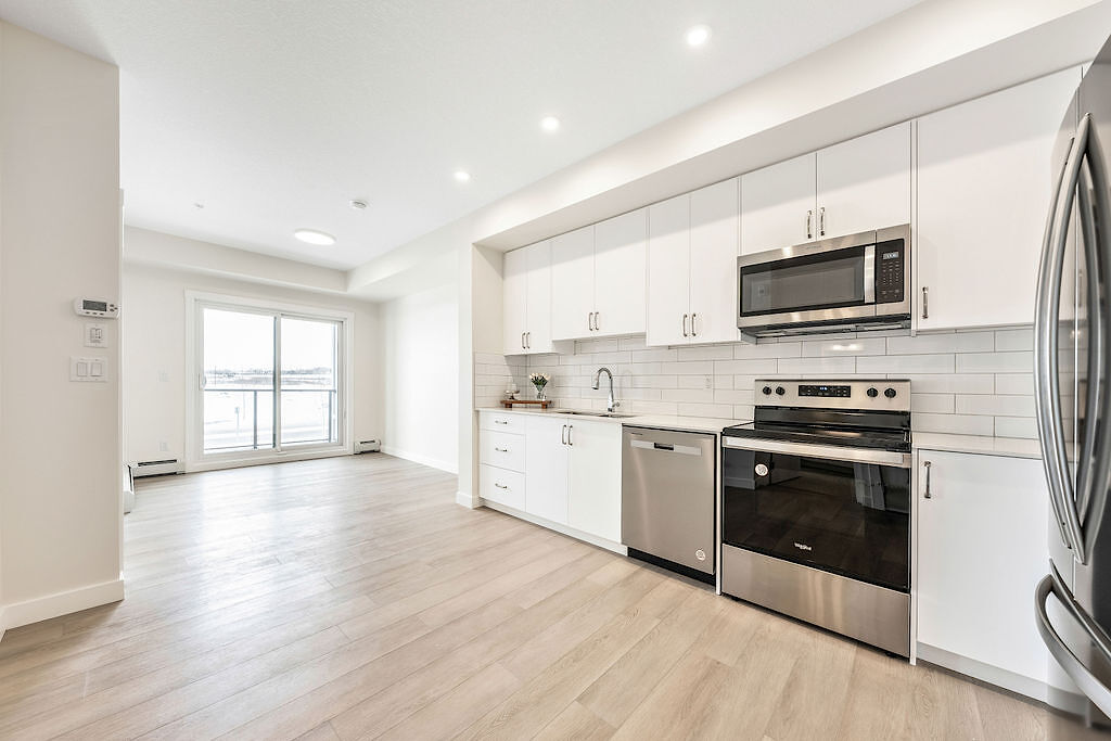 Okotoks 1 bedroom Condo Unit for rent. Property photo: 633118-1