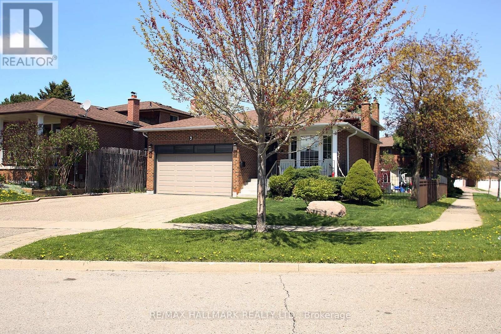 Brampton 2 bedrooms House for rent. Property photo: 633132-1
