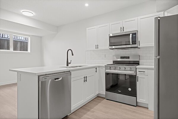 Edmonton 2 bedrooms Basement for rent. Property photo: 633146-3