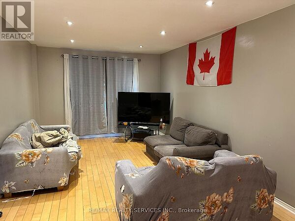 Brampton 4 bedrooms House for rent. Property photo: 633171-3