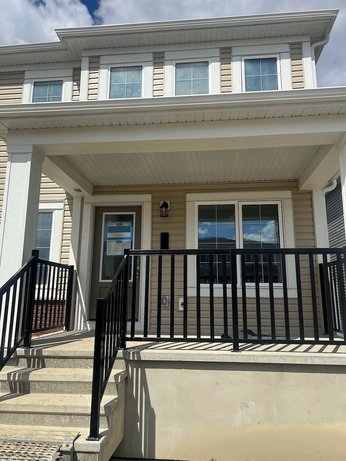 Calgary 3 bedrooms Townhouse for rent. Property photo: 633175-1