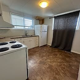 Edmonton 3 bedrooms House for rent. Property photo: 633180-2