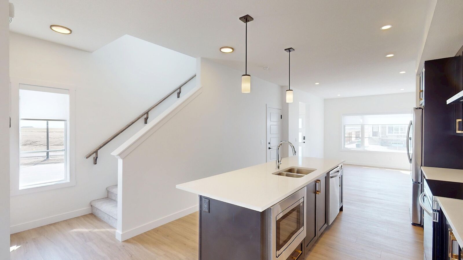 Calgary 3 bedrooms Townhouse for rent. Property photo: 633251-1