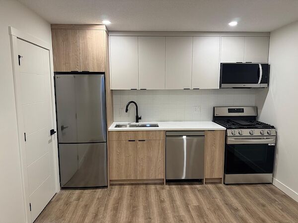 Calgary 1 bedroom Basement for rent. Property photo: 633347-2