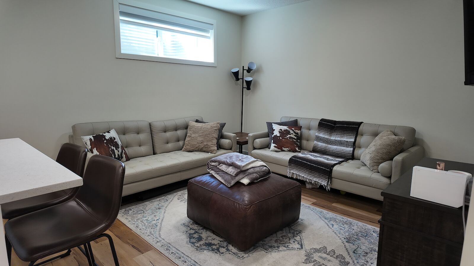 Edmonton 1 bedroom Basement for rent. Property photo: 633385-1