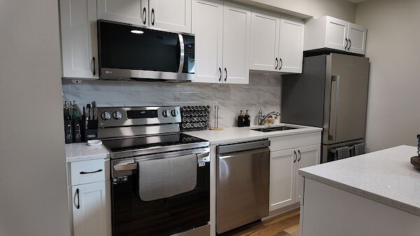 Edmonton 1 bedroom Basement for rent. Property photo: 633385-2
