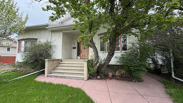 Calgary 2 + Den bedrooms Main Floor for rent. Property photo: 633389-3