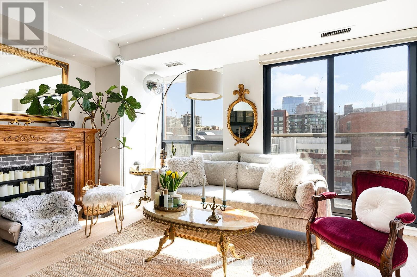 Toronto 2 bedrooms Apartment for rent. Property photo: 633391-1