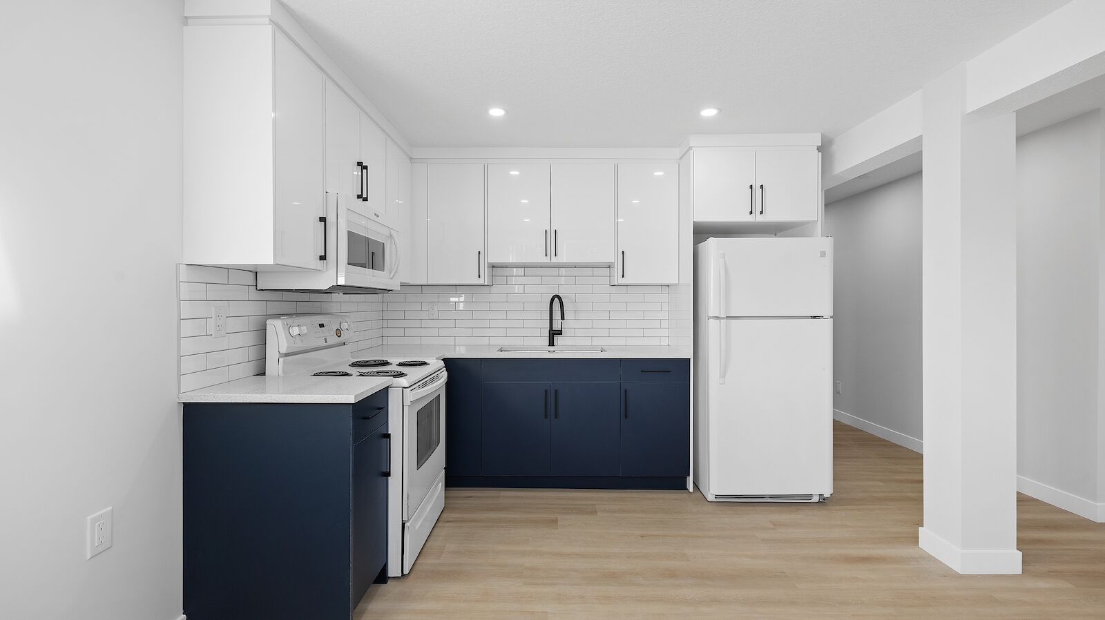 Calgary 1 bedroom Basement for rent. Property photo: 633418-1