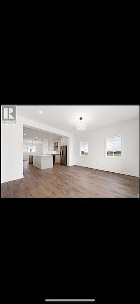 Chestermere 3 bedrooms Main Floor for rent. Property photo: 633421-3