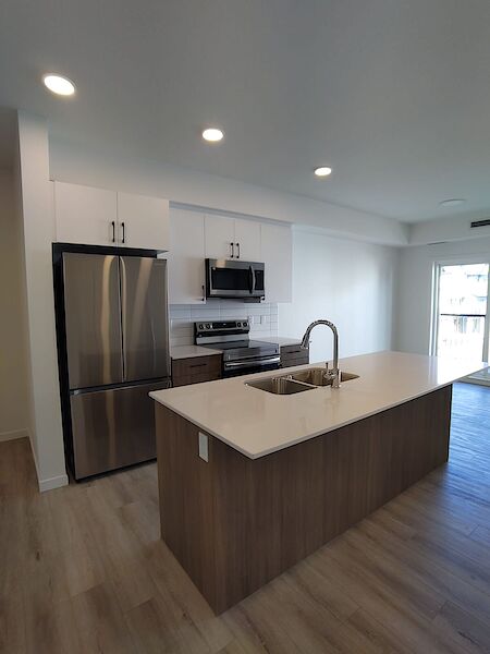 Edmonton 2 bedrooms Condo Unit for rent. Property photo: 633485-3