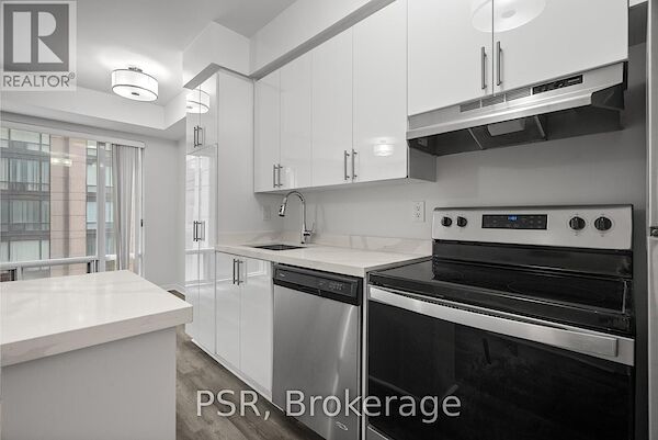 Toronto studio Apartment for rent. Property photo: 633510-2