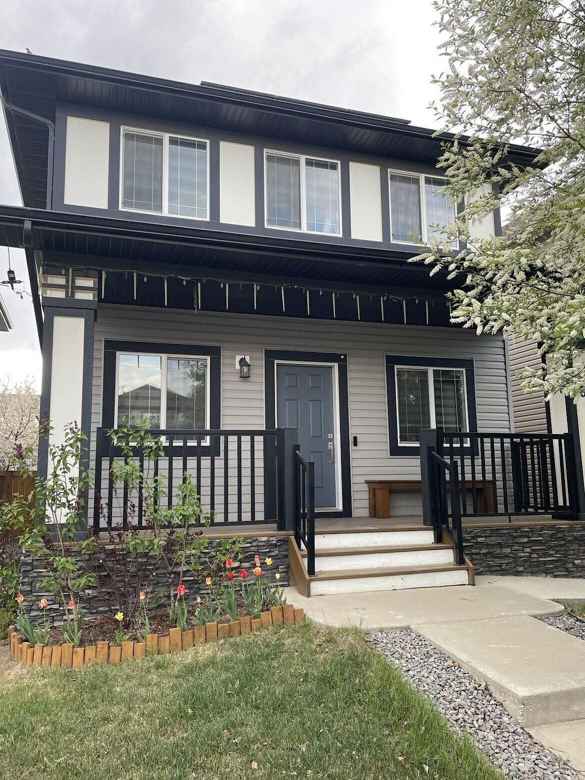 Edmonton 3 + Den bedrooms Main Floor for rent. Property photo: 633518-1