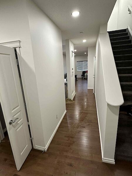 Edmonton 3 + Den bedrooms Main Floor for rent. Property photo: 633518-3