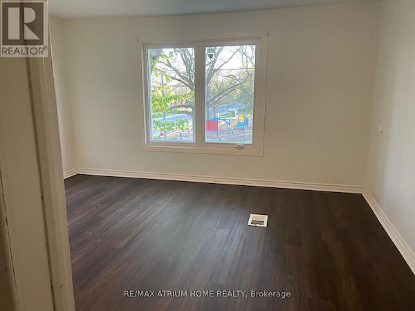 Toronto 2 bedrooms House for rent. Property photo: 633531-2