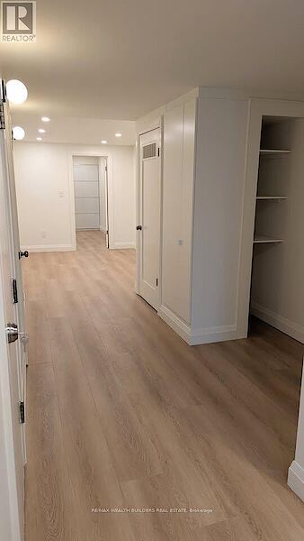 Toronto 2 bedrooms Townhouse for rent. Property photo: 633637-2