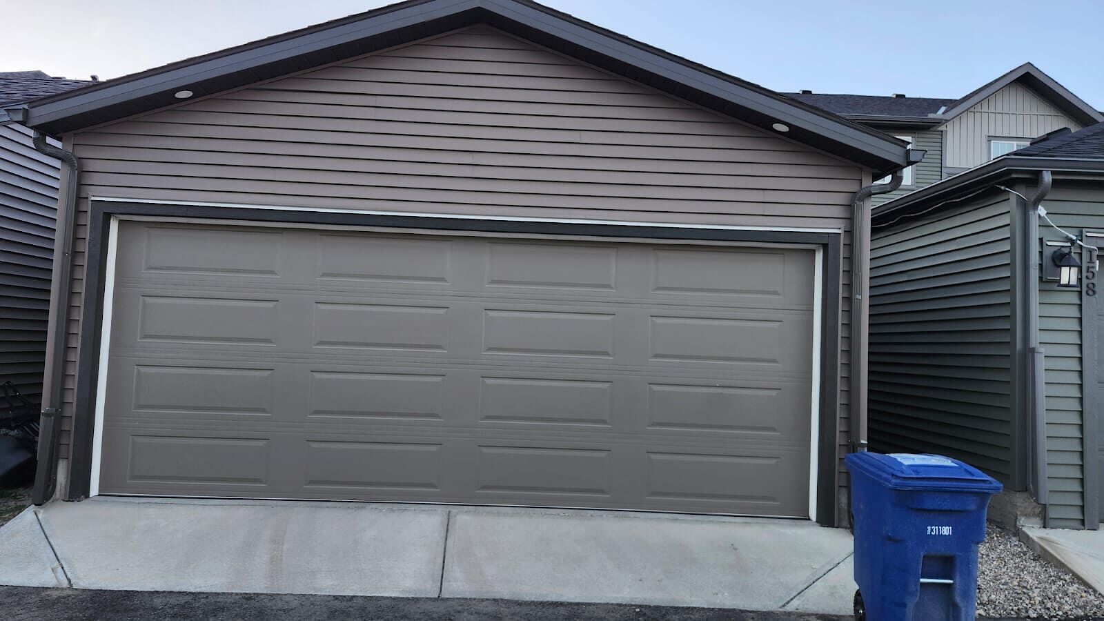 Airdrie 3 bedrooms Duplex for rent. Property photo: 633677-1