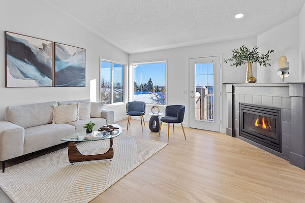 Calgary 2 bedrooms Duplex for rent. Property photo: 633679-2