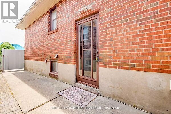 Toronto 1 bedroom House for rent. Property photo: 633794-2