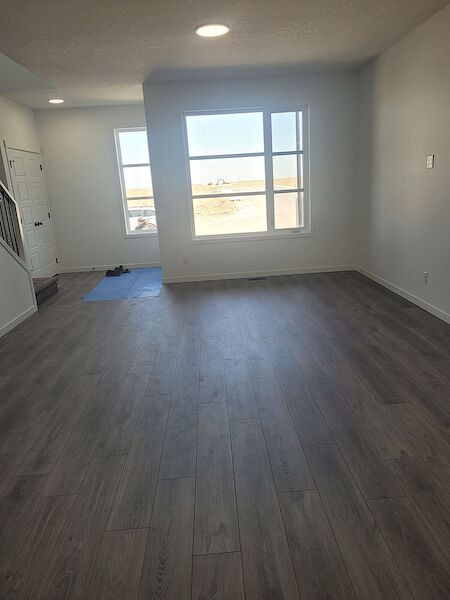 Calgary 4 bedrooms Main Floor for rent. Property photo: 633852-2