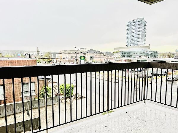 Calgary 2 bedrooms Condo Unit for rent. Property photo: 634041-2