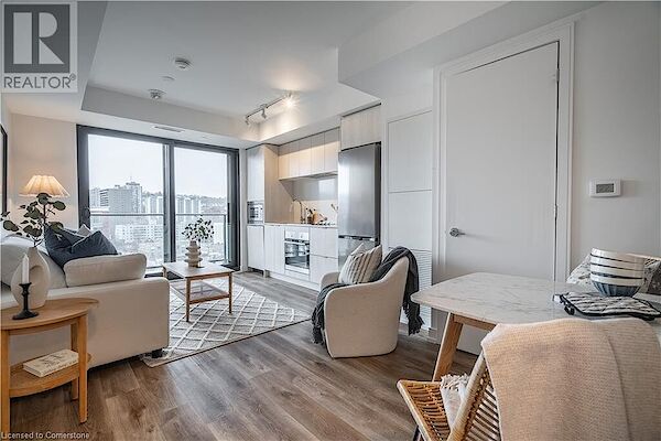 Hamilton 1 bedroom Apartment for rent. Property photo: 634168-2