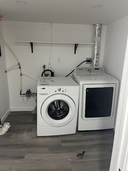 Edmonton 2 + Den bedrooms Basement for rent. Property photo: 634242-3