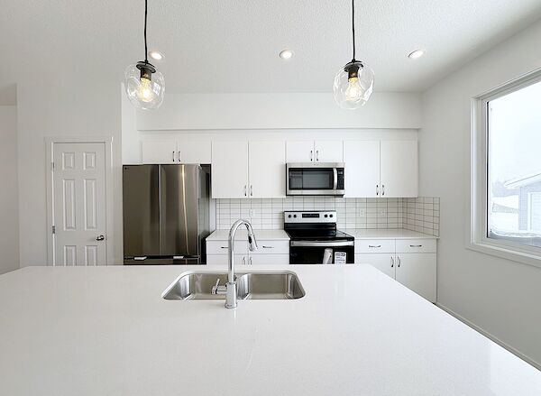 Edmonton 3 bedrooms Main Floor for rent. Property photo: 634284-3