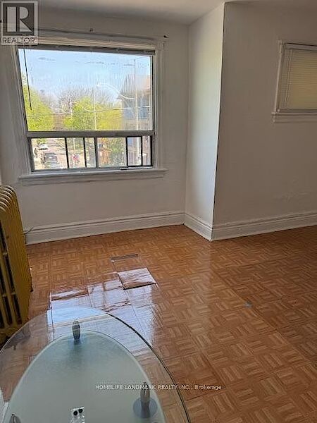 Toronto 2 bedrooms House for rent. Property photo: 634290-2
