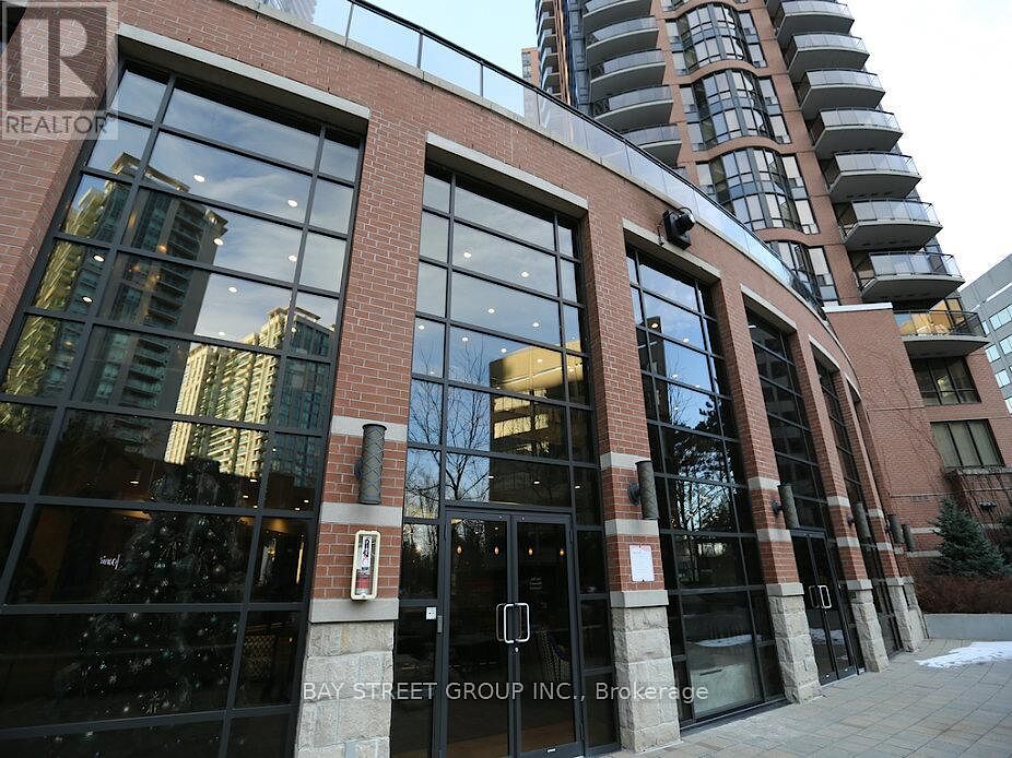 Toronto studio Apartment for rent. Property photo: 634292-1