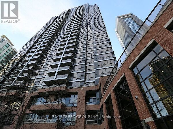 Toronto studio Apartment for rent. Property photo: 634292-2