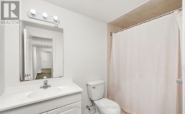 Toronto 2 bedrooms House for rent. Property photo: 634295-3