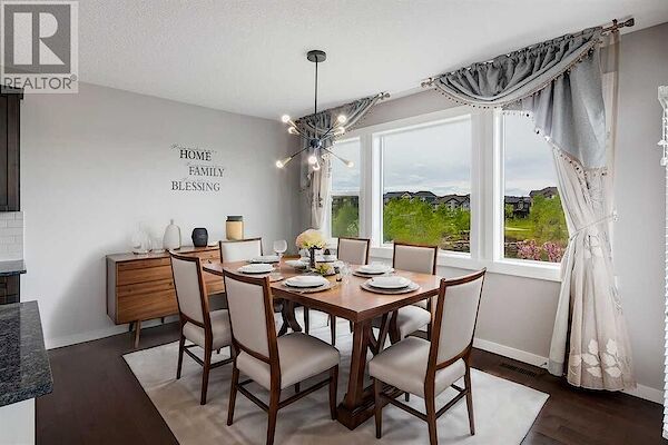 Airdrie 3 + Den bedrooms House for rent. Property photo: 634329-2