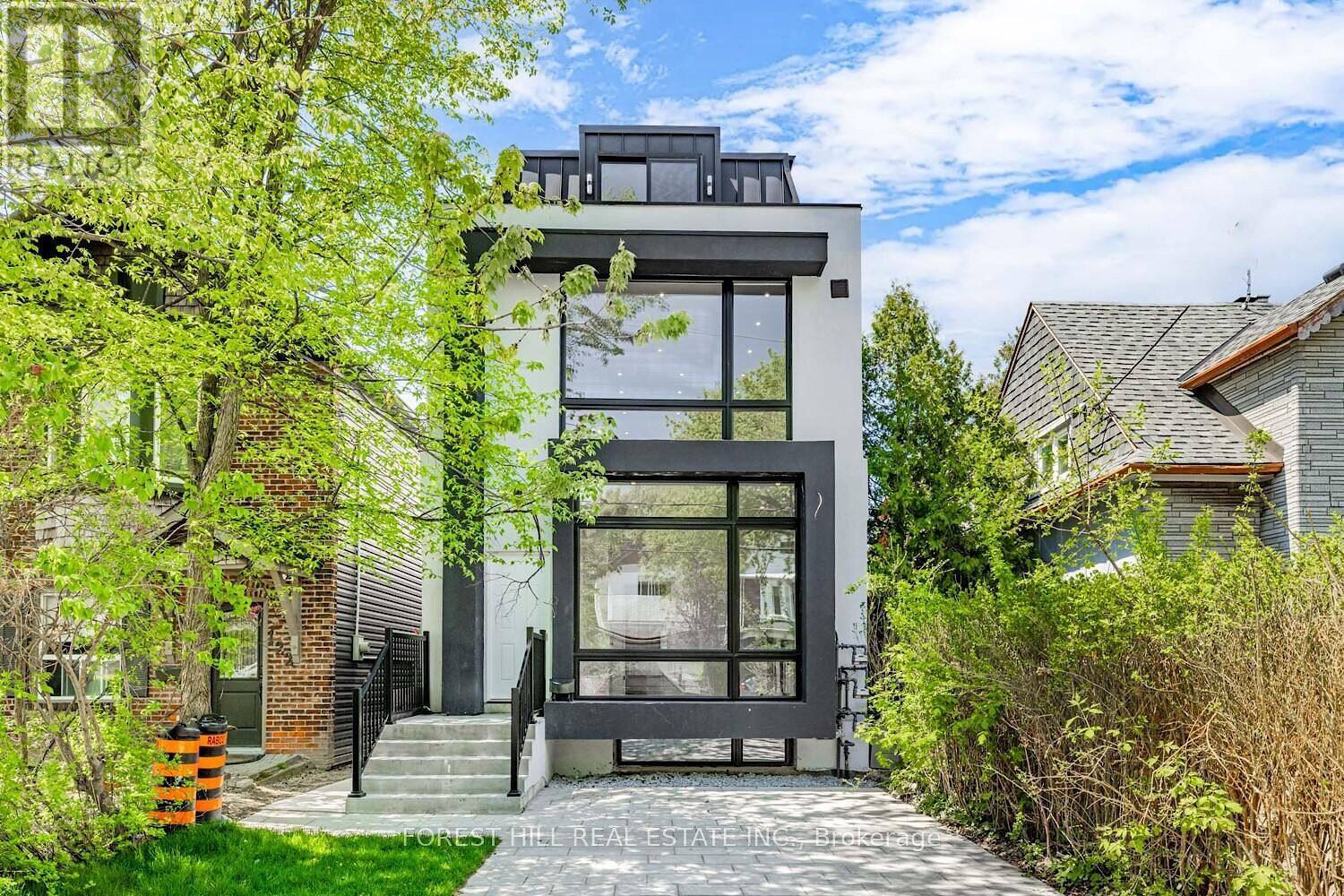 Toronto 1 bedroom House for rent. Property photo: 634375-1