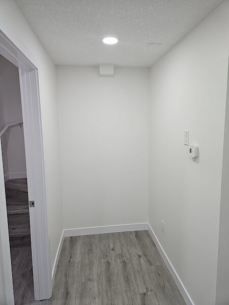 Edmonton 1 bedroom Basement for rent. Property photo: 634458-3