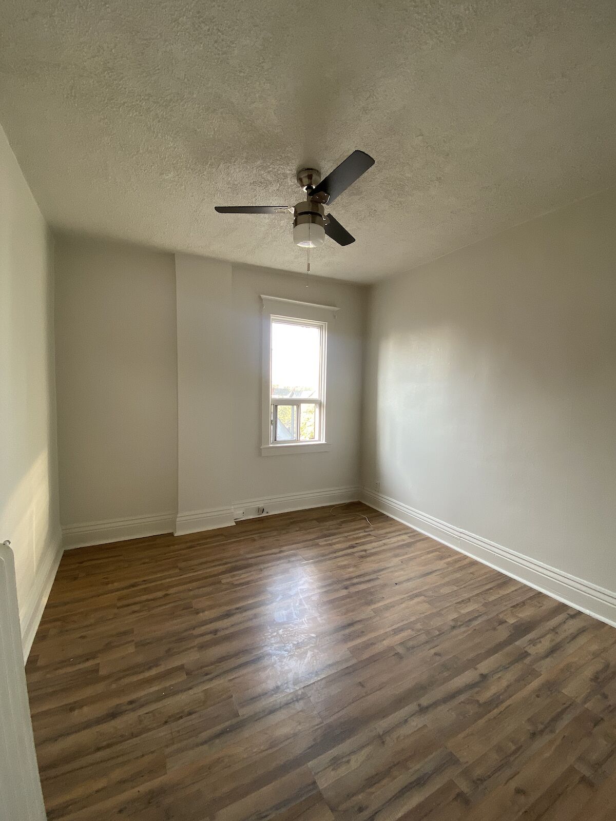Toronto 1 bedroom House for rent. Property photo: 634470-1