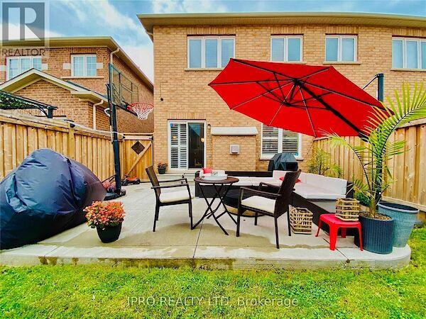 Brampton 4 bedrooms House for rent. Property photo: 634577-3