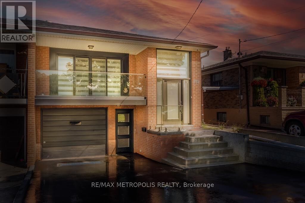 Toronto 2 bedrooms House for rent. Property photo: 634698-1
