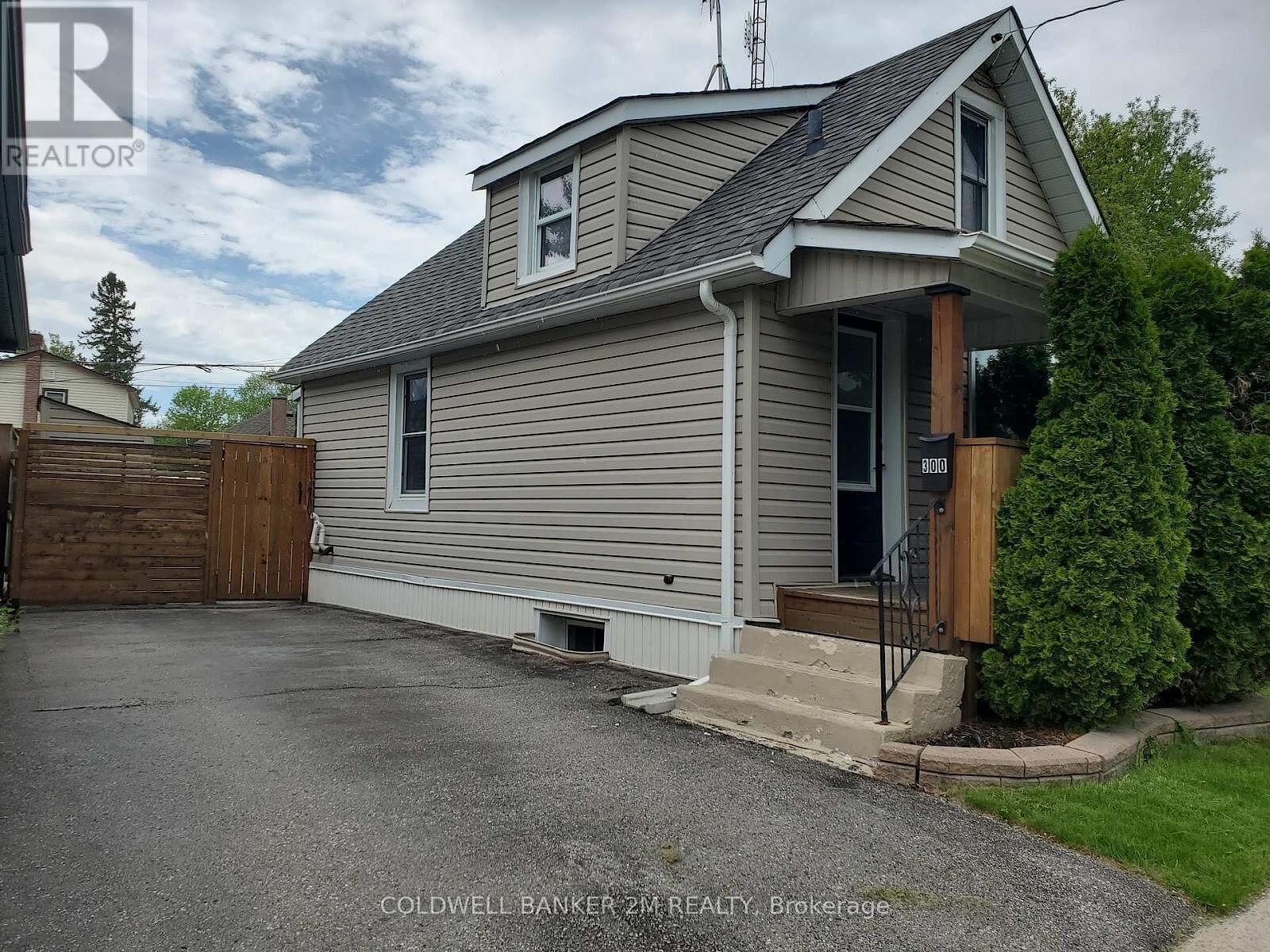 Oshawa 2 bedrooms House for rent. Property photo: 634730-1