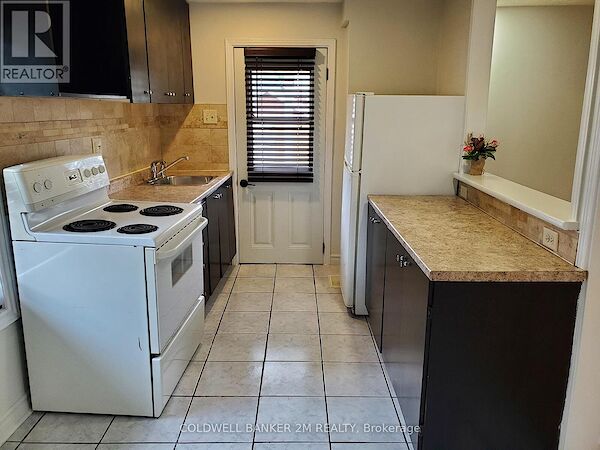Oshawa 2 bedrooms House for rent. Property photo: 634730-2