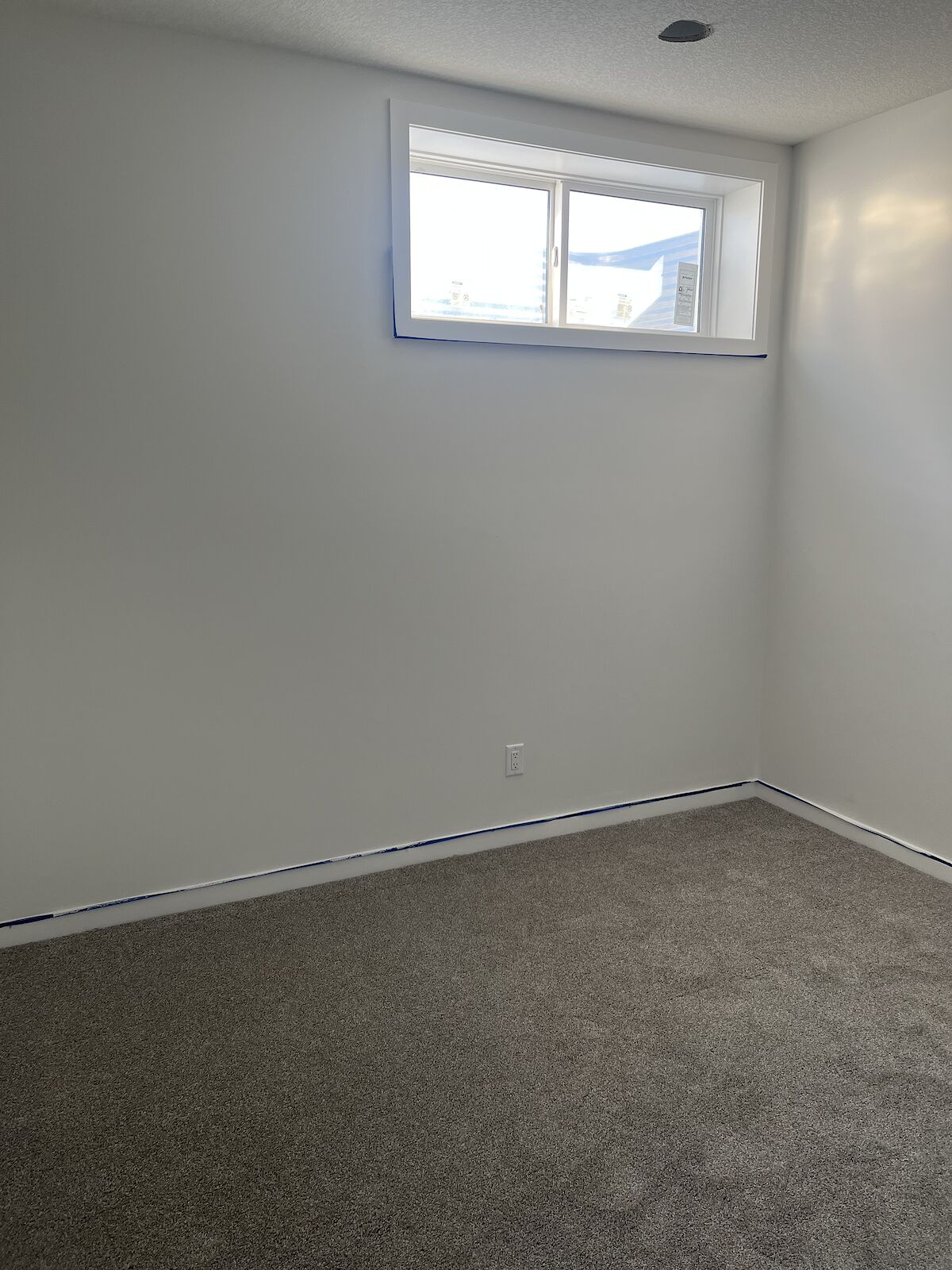 Calgary 2 + Den bedrooms Basement for rent. Property photo: 634779-1