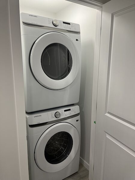 Calgary 2 + Den bedrooms Basement for rent. Property photo: 634779-2