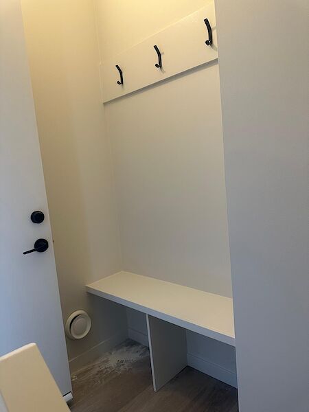 Edmonton 1 bedroom Basement for rent. Property photo: 634901-2