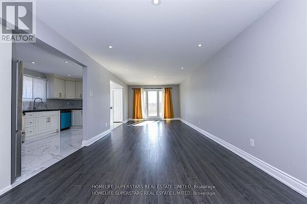 Brampton 3 bedrooms House for rent. Property photo: 634956-3