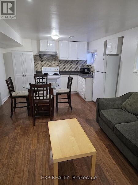 Brampton 2 bedrooms House for rent. Property photo: 635025-3
