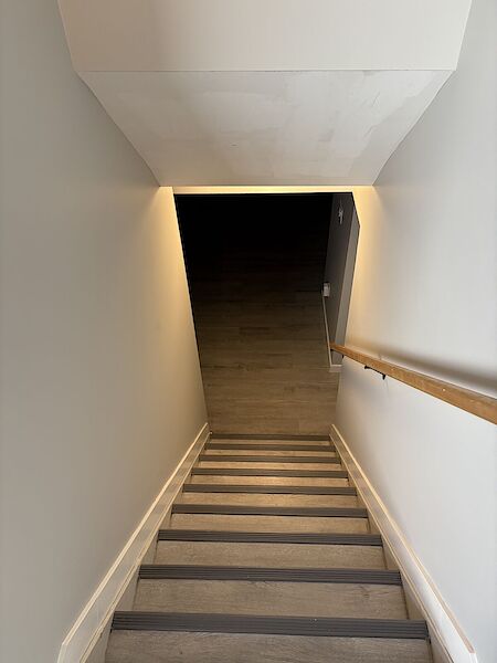 Edmonton 2 bedrooms Basement for rent. Property photo: 635069-3