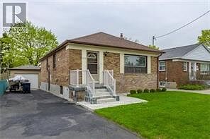 Toronto 3 bedrooms House for rent. Property photo: 635087-1