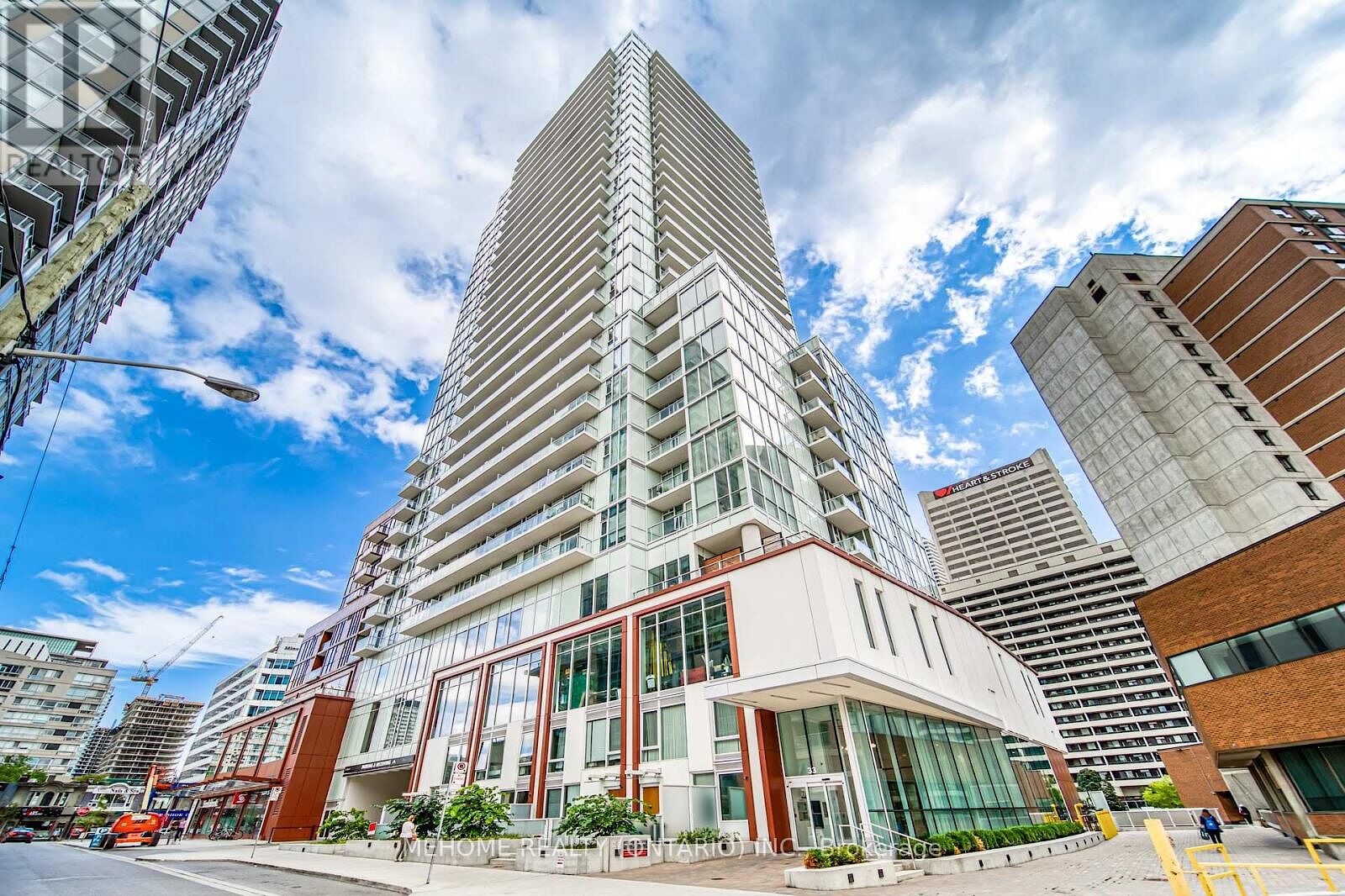 Toronto 2 bedrooms Apartment for rent. Property photo: 635224-1