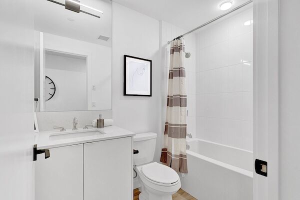 Calgary 2 bedrooms Condo Unit for rent. Property photo: 635262-3