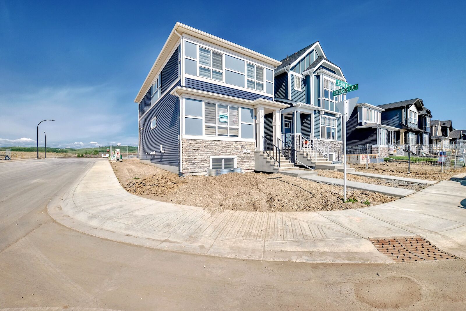 Calgary 2 bedrooms Basement for rent. Property photo: 635305-1